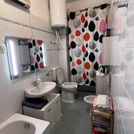 Santa Rita Guest house Turin